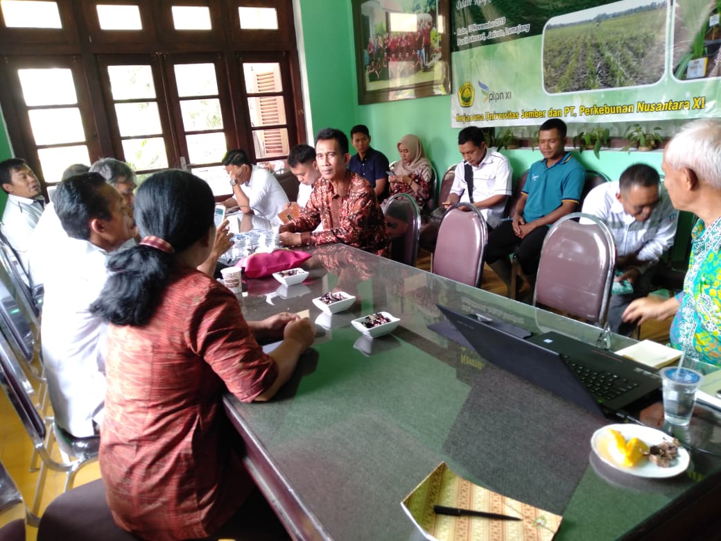 Read more about the article Sosialisasi tebu PRG dalam rangka pengujian keamanan lingkungan